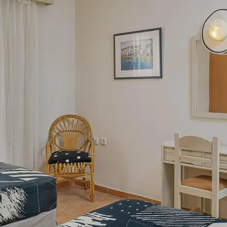 Phoenix Apartment *