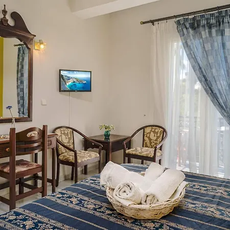 Phoenix Apartment *